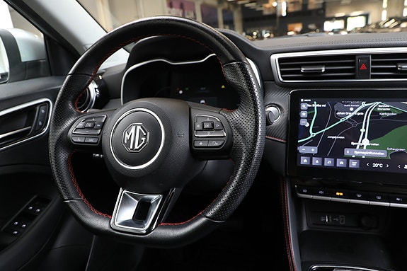 MG ZS EV 13 of 30