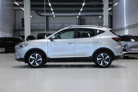 MG ZS EV 4 of 30