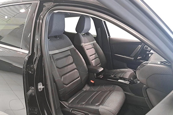 Citroen E-C4 23 of 30