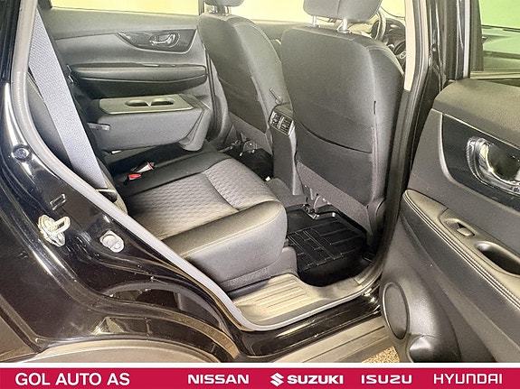 Nissan X-Trail 29 of 30