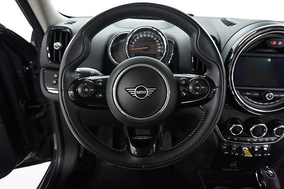 MINI Countryman Cooper SE 23 of 30