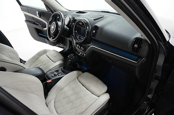 MINI Countryman Cooper SE 11 of 30