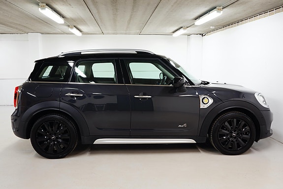 MINI Countryman Cooper SE 6 of 30