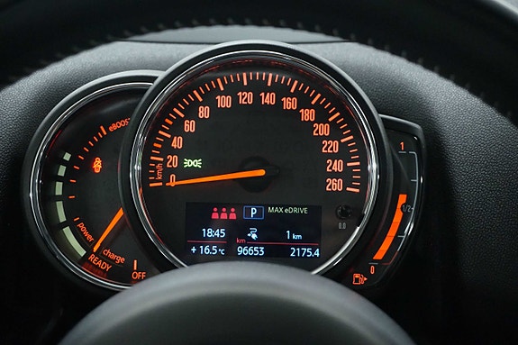 MINI Countryman Cooper SE 28 of 30
