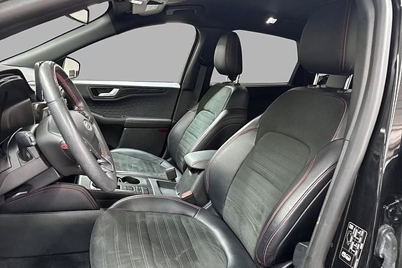 Ford Kuga 11 of 30