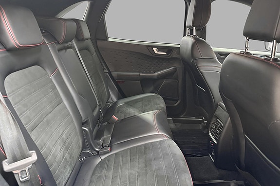 Ford Kuga 16 of 30