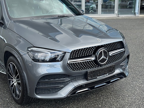 Mercedes-Benz GLE 4 of 30