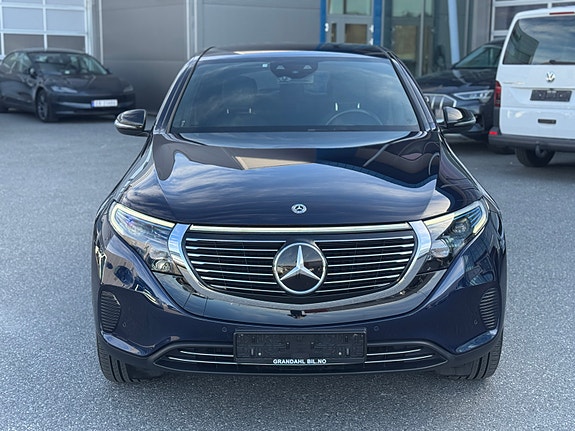 Mercedes-Benz EQC400 3 of 30