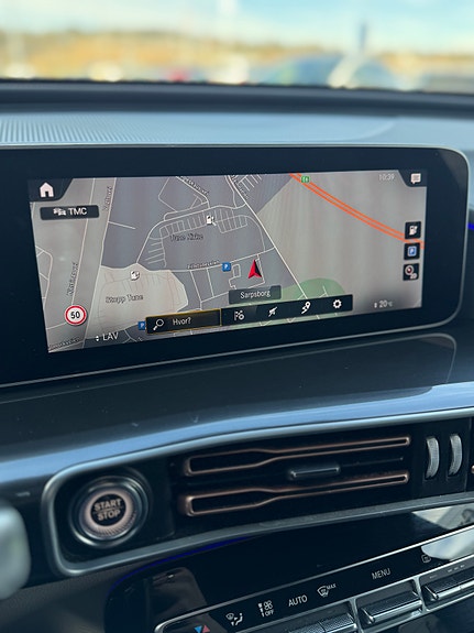 Mercedes-Benz EQC400 30 of 30