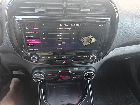 Kia e-Soul 13 of 22