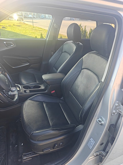 Kia e-Soul 11 of 22