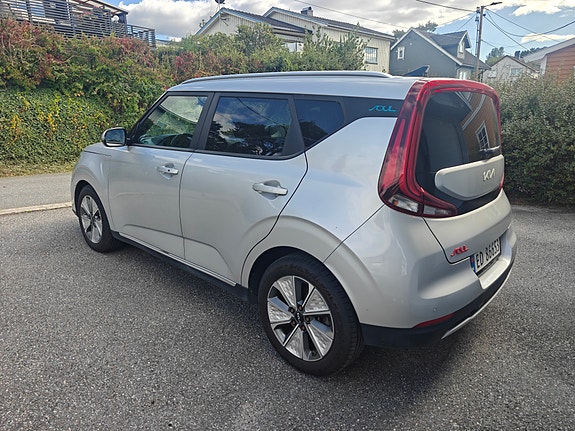 Kia e-Soul 3 of 15