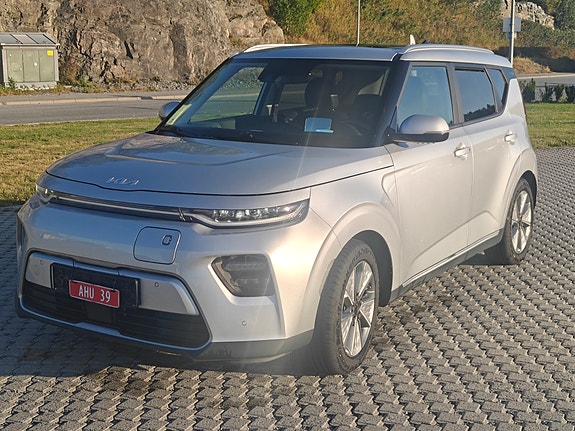 Kia e-Soul 4 of 22