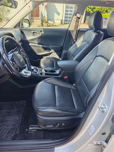 Kia e-Soul 10 of 15