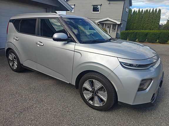 Kia e-Soul 7 of 15