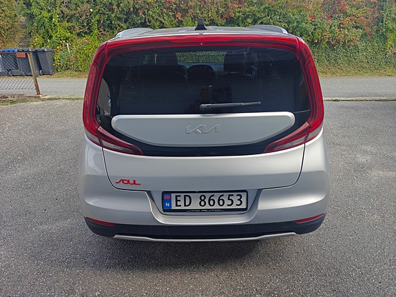 Kia e-Soul 4 of 15