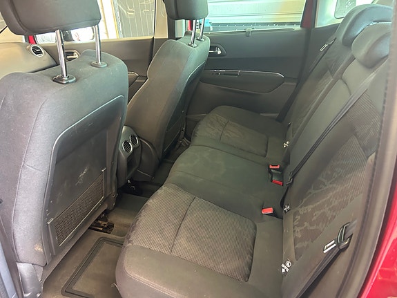 Peugeot 3008 21 of 28