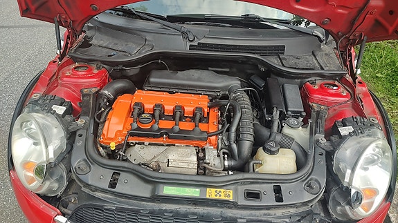 MINI Cooper S 6 of 12