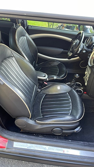 MINI Cooper S 10 of 12