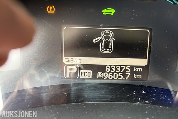 Nissan Leaf 16 of 18