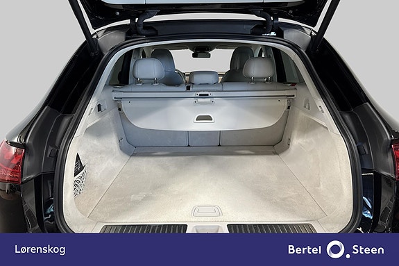 Mercedes-Benz EQE SUV 23 of 26