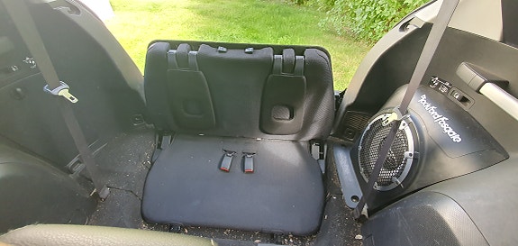 Mitsubishi Outlander 12 of 12