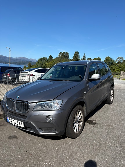 BMW X3 2 of 4