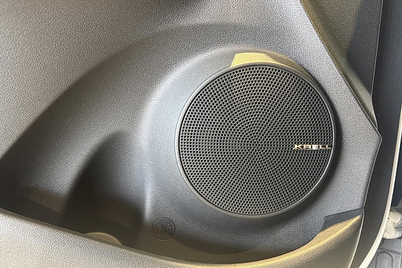 Hyundai Kona 17 of 25