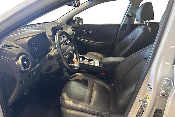 Hyundai Kona 8 of 25