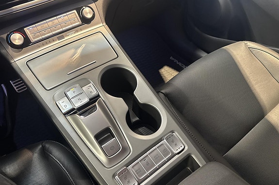 Hyundai Kona 14 of 25