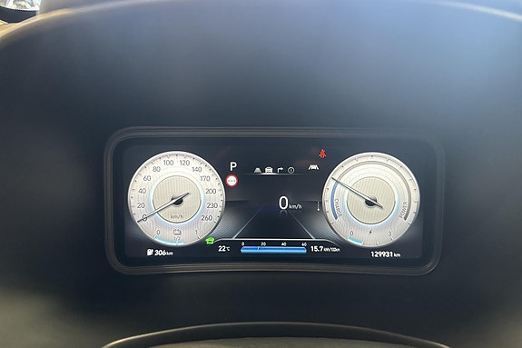 Hyundai Kona 10 of 25