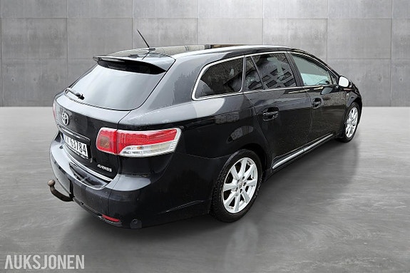 Toyota Avensis 5 of 22
