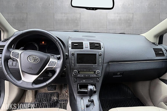 Toyota Avensis 15 of 22