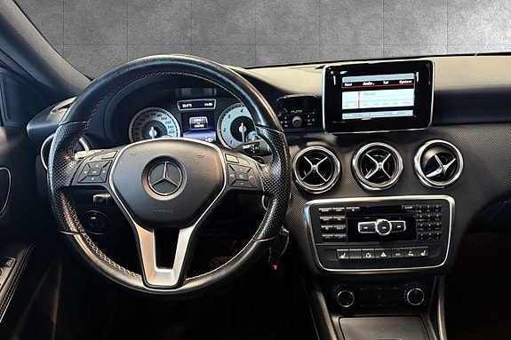 Mercedes-Benz A180 d 18 of 30