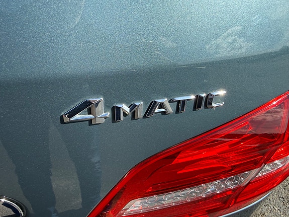 Mercedes-Benz E220 14 of 27