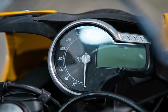 Triumph Thruxton 400 - AGM WEEK Demosykkel //RENTEKAMPANJE 13 of 16