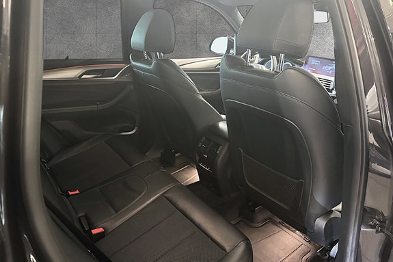 BMW X3 24 of 30