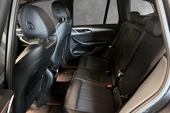 BMW X3 23 of 30