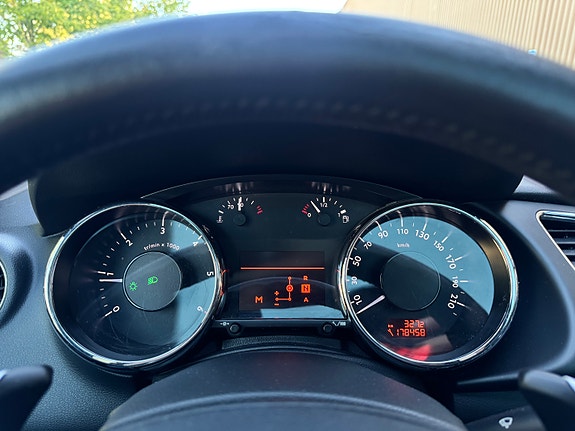 Peugeot 3008 24 of 29