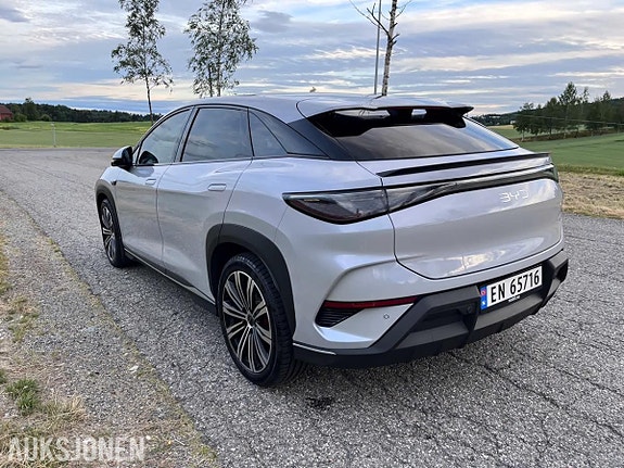BYD Sealion 7 8 of 30
