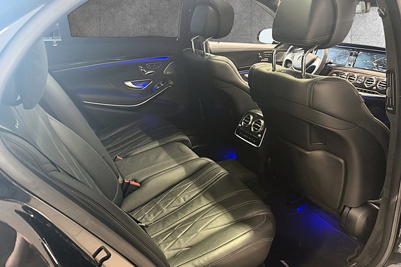 Mercedes-Benz S63 26 of 30