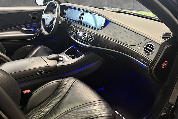 Mercedes-Benz S63 29 of 30