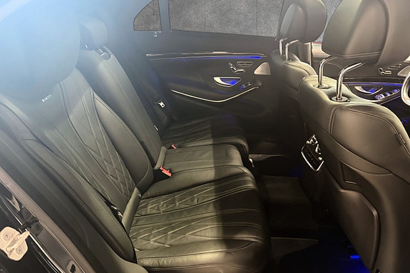 Mercedes-Benz S63 27 of 30