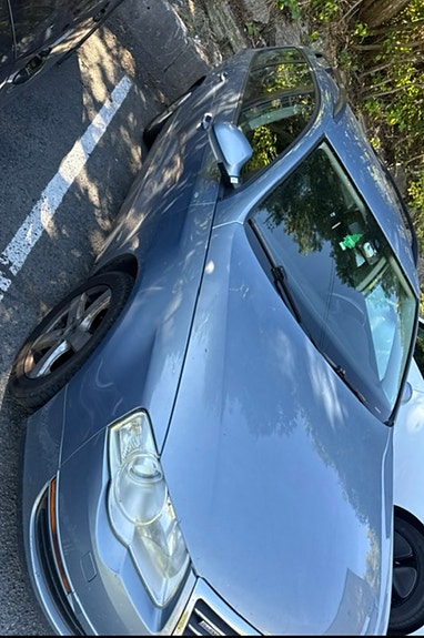 Volkswagen Passat 4 of 8