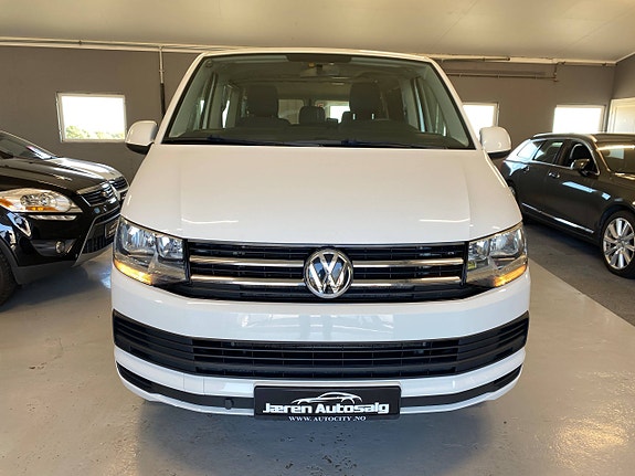 Volkswagen Kombi 2 of 22