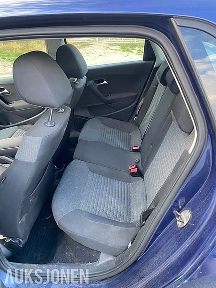 Volkswagen Polo 10 of 10