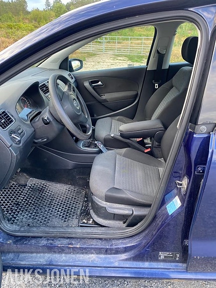 Volkswagen Polo 9 of 10