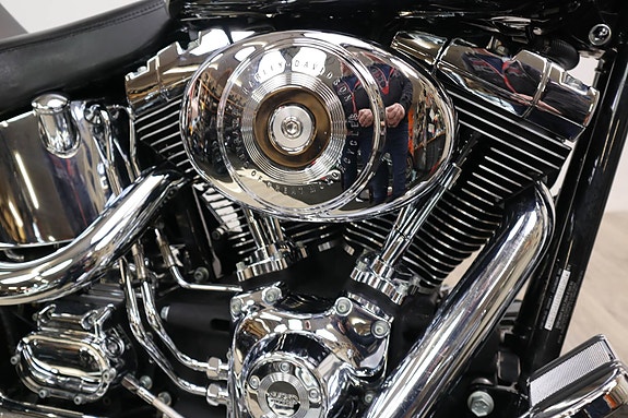 Harley-Davidson Fat Boy 13 of 14