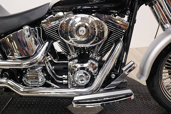 Harley-Davidson Fat Boy 4 of 14