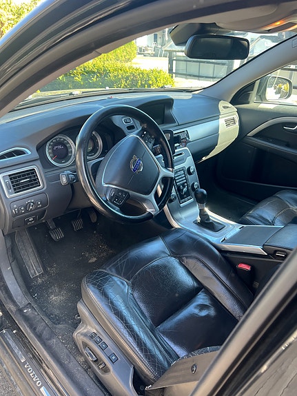 Volvo V70 4 of 7